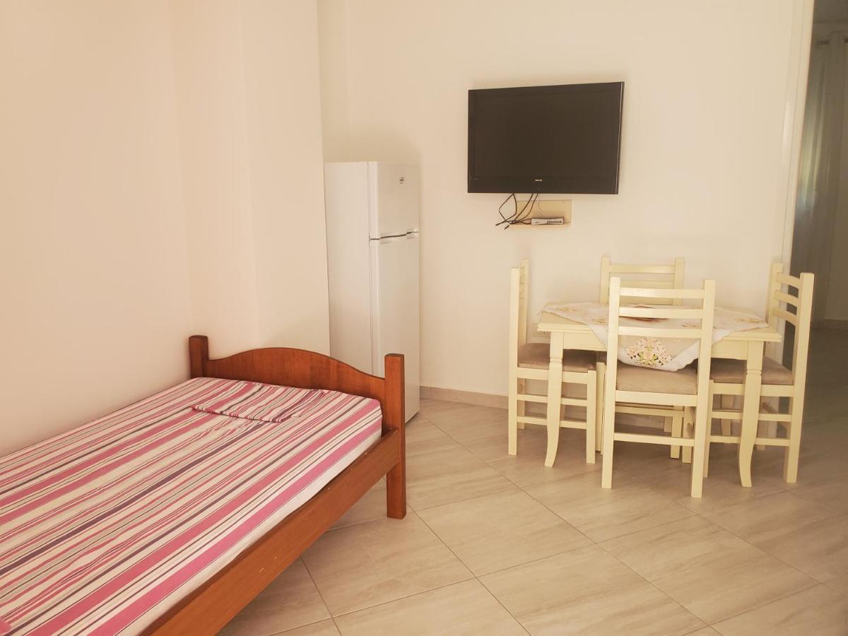 Guest House Vlorë Exteriör bild