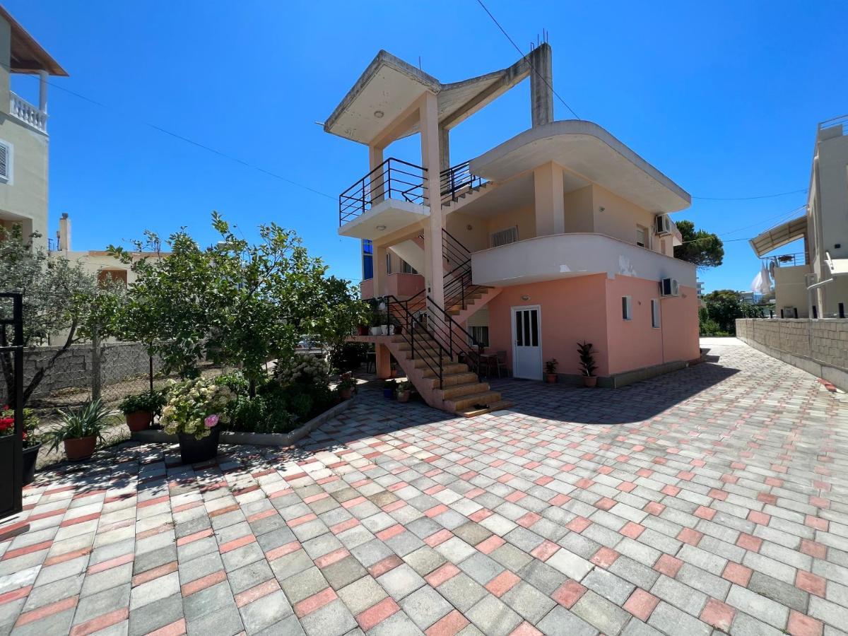 Guest House Vlorë Exteriör bild