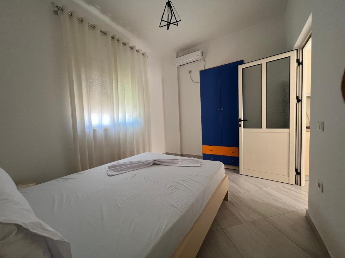 Guest House Vlorë Exteriör bild