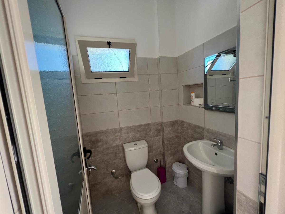 Guest House Vlorë Exteriör bild