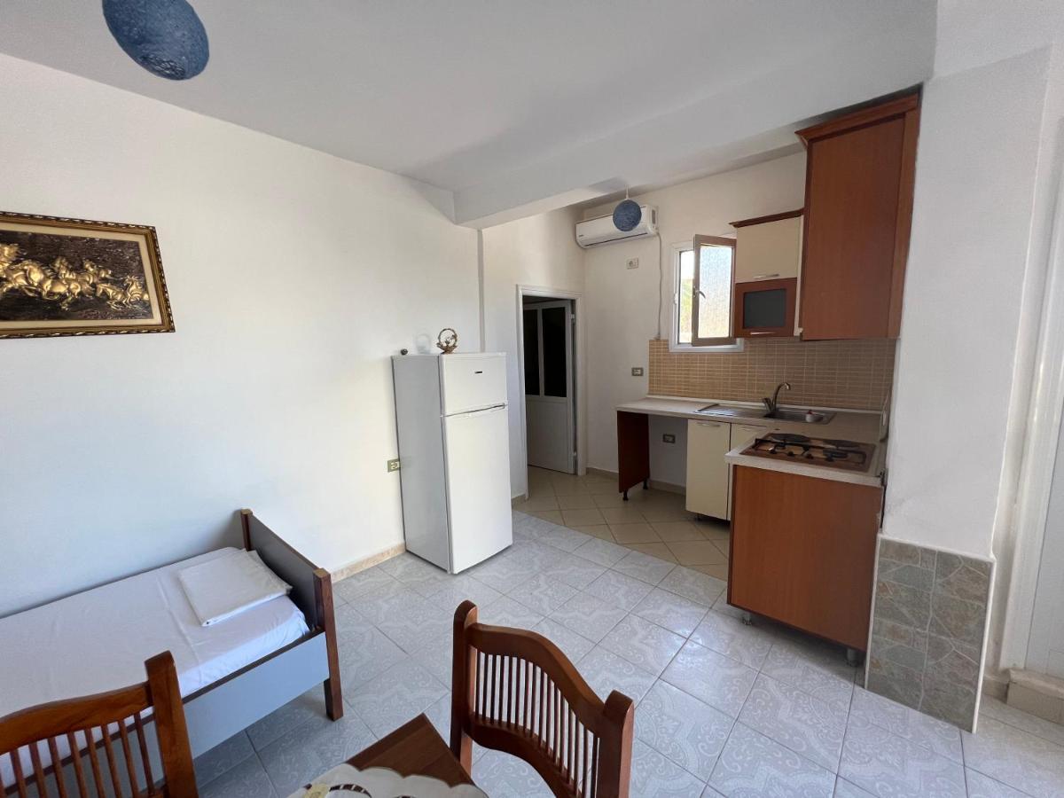 Guest House Vlorë Exteriör bild